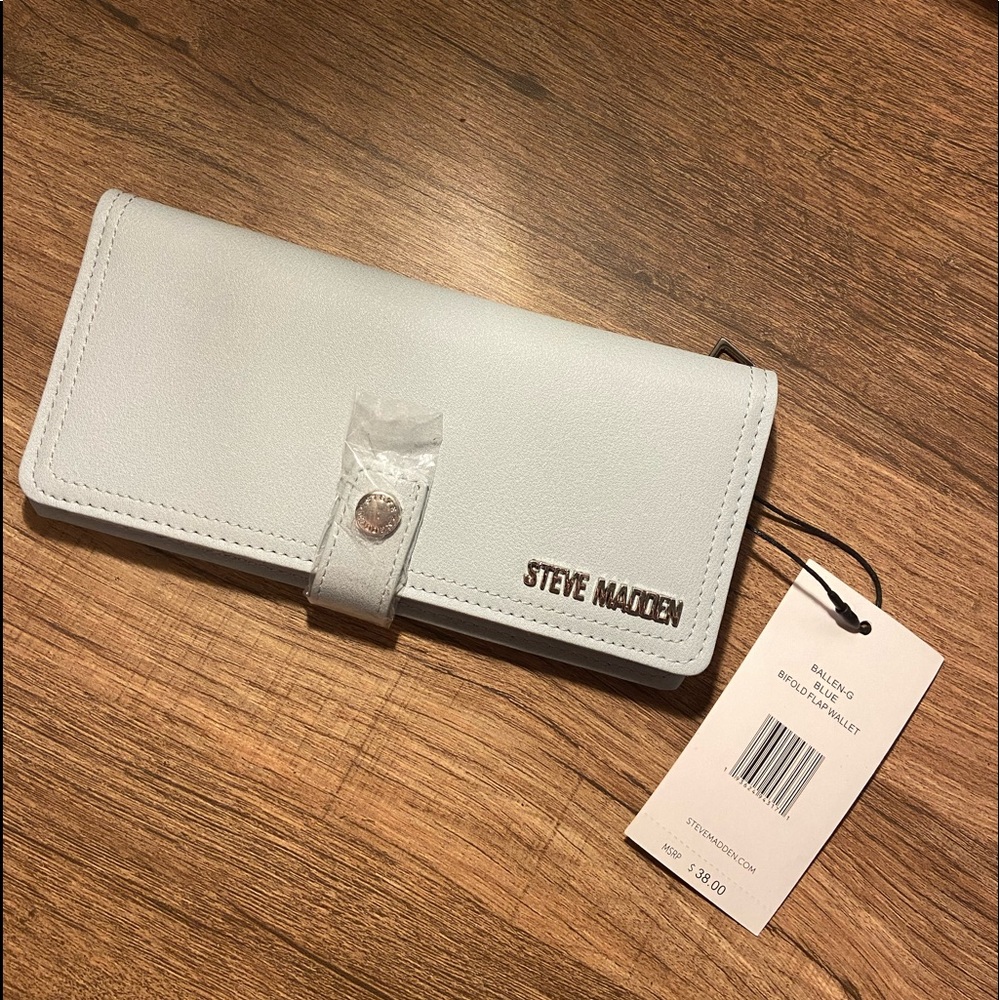 Steve Madden wallet